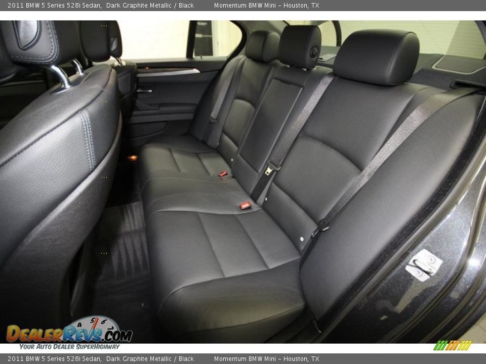 2011 BMW 5 Series 528i Sedan Dark Graphite Metallic / Black Photo #13