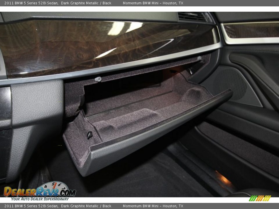 2011 BMW 5 Series 528i Sedan Dark Graphite Metallic / Black Photo #17