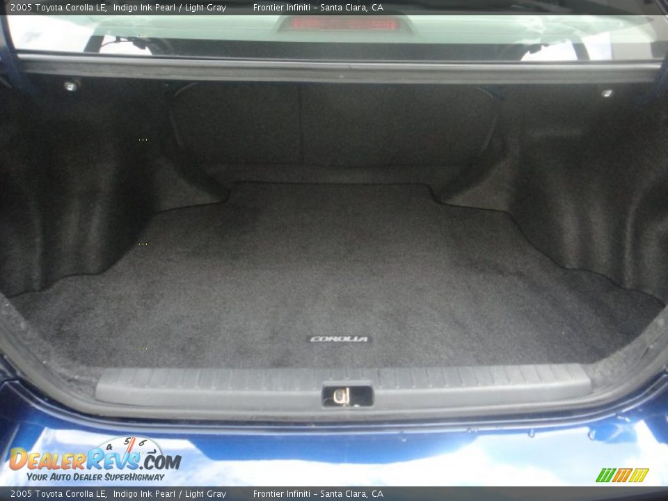 2005 Toyota Corolla LE Indigo Ink Pearl / Light Gray Photo #13