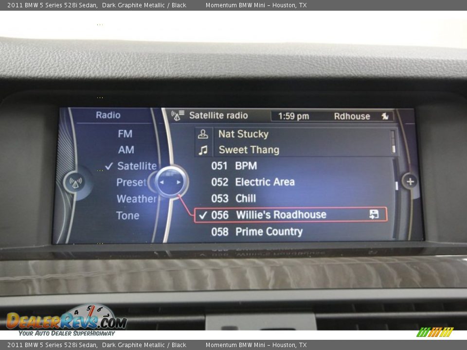 2011 BMW 5 Series 528i Sedan Dark Graphite Metallic / Black Photo #20