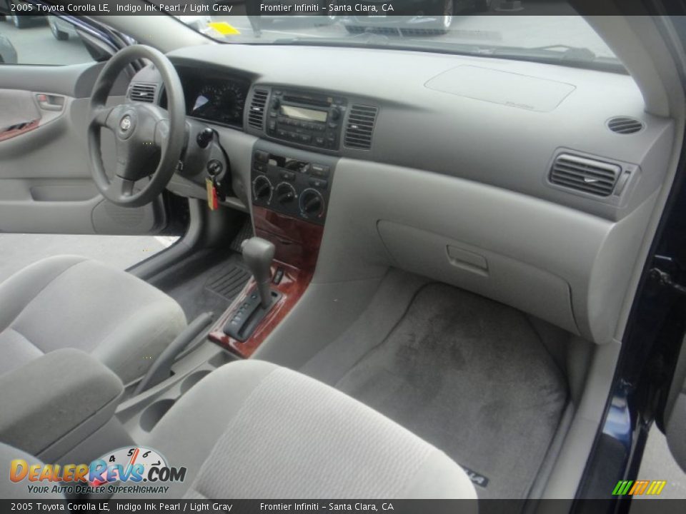 2005 Toyota Corolla LE Indigo Ink Pearl / Light Gray Photo #16