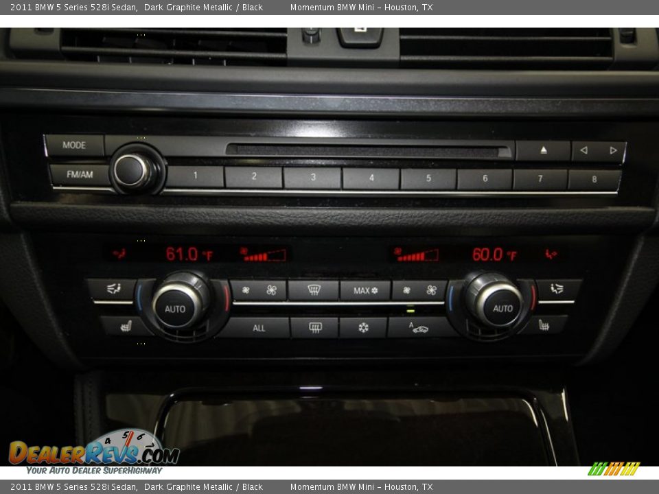 2011 BMW 5 Series 528i Sedan Dark Graphite Metallic / Black Photo #22