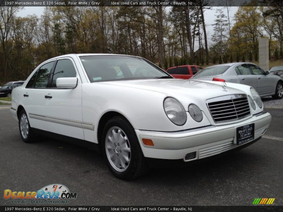 1997 Mercedes-Benz E 320 Sedan Polar White / Grey Photo #3