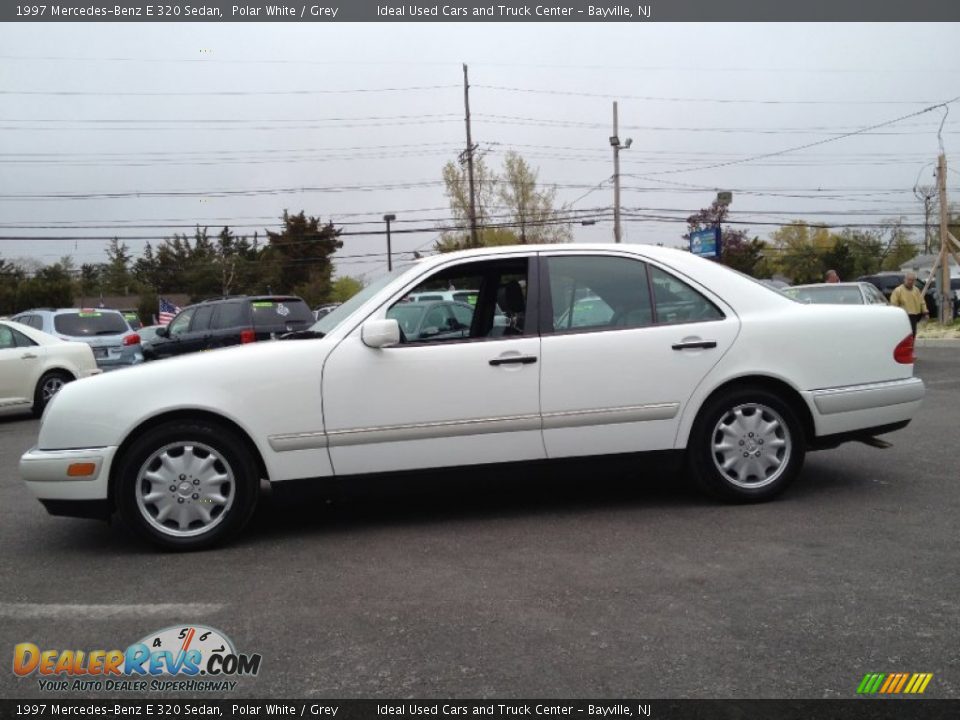 1997 Mercedes-Benz E 320 Sedan Polar White / Grey Photo #18
