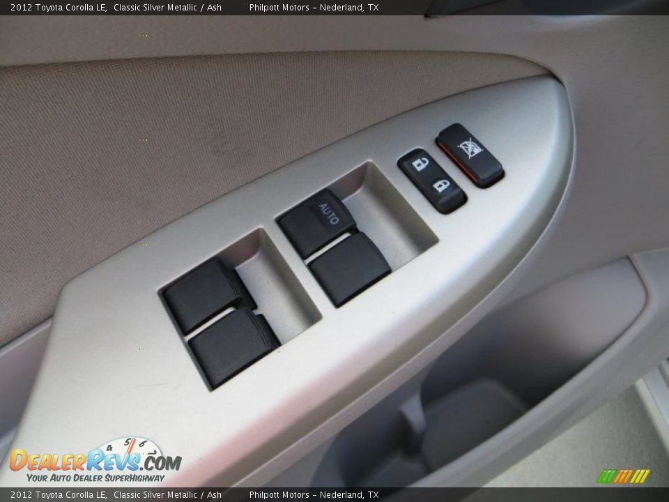2012 Toyota Corolla LE Classic Silver Metallic / Ash Photo #36