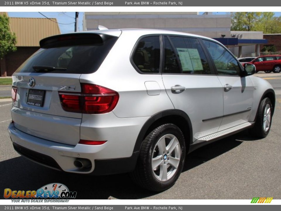 2011 BMW X5 xDrive 35d Titanium Silver Metallic / Sand Beige Photo #5