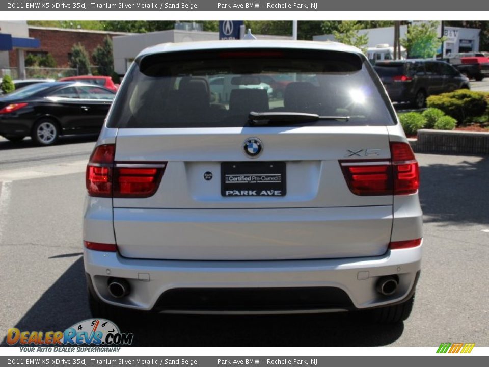 2011 BMW X5 xDrive 35d Titanium Silver Metallic / Sand Beige Photo #6