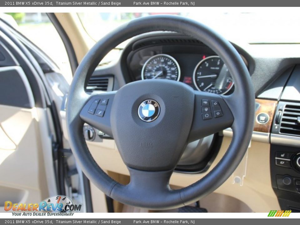 2011 BMW X5 xDrive 35d Titanium Silver Metallic / Sand Beige Photo #16