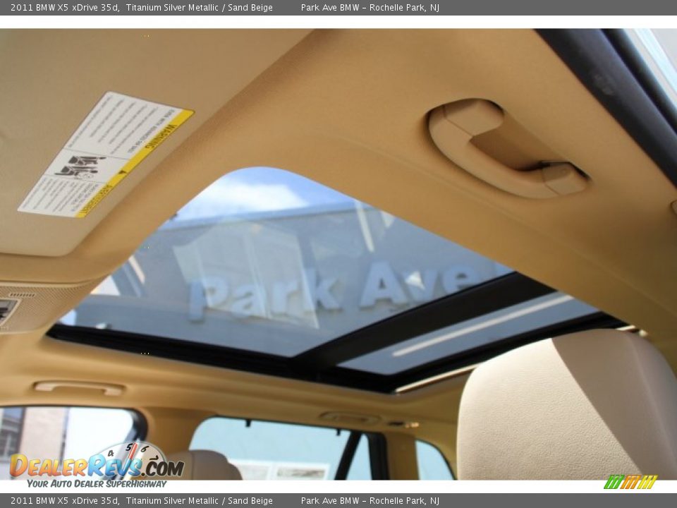 2011 BMW X5 xDrive 35d Titanium Silver Metallic / Sand Beige Photo #20