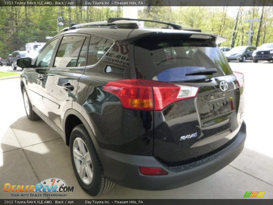 2013 Toyota RAV4 XLE AWD Black / Ash Photo #4