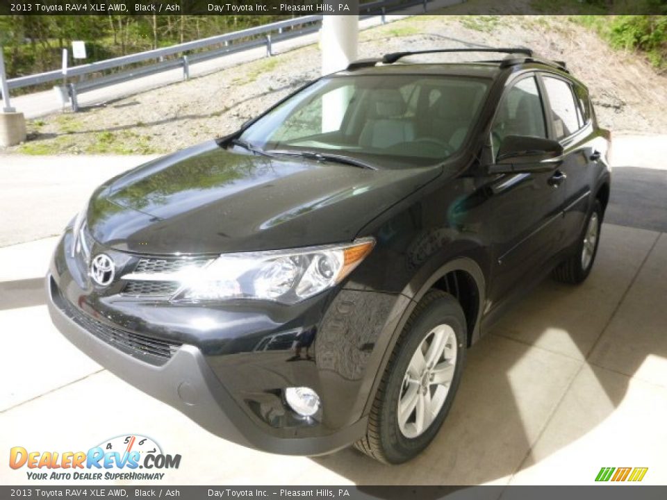 2013 Toyota RAV4 XLE AWD Black / Ash Photo #5