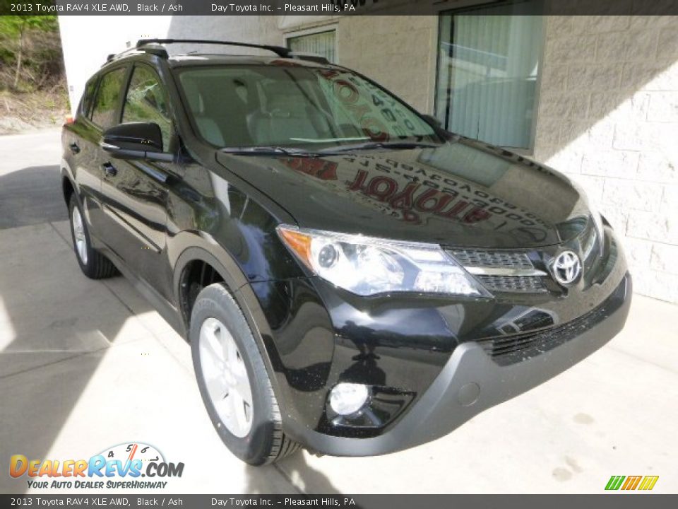 2013 Toyota RAV4 XLE AWD Black / Ash Photo #7
