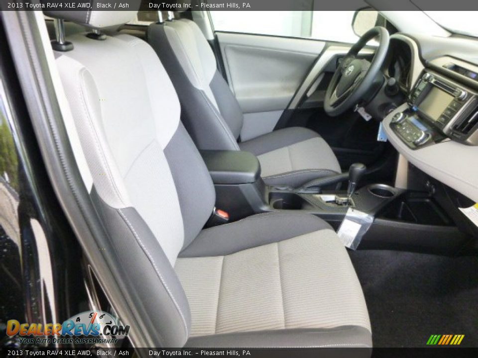 2013 Toyota RAV4 XLE AWD Black / Ash Photo #9