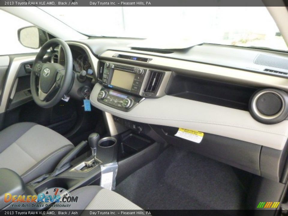 2013 Toyota RAV4 XLE AWD Black / Ash Photo #10