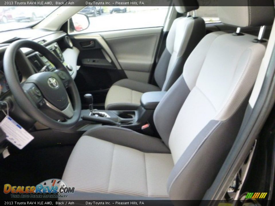 2013 Toyota RAV4 XLE AWD Black / Ash Photo #13