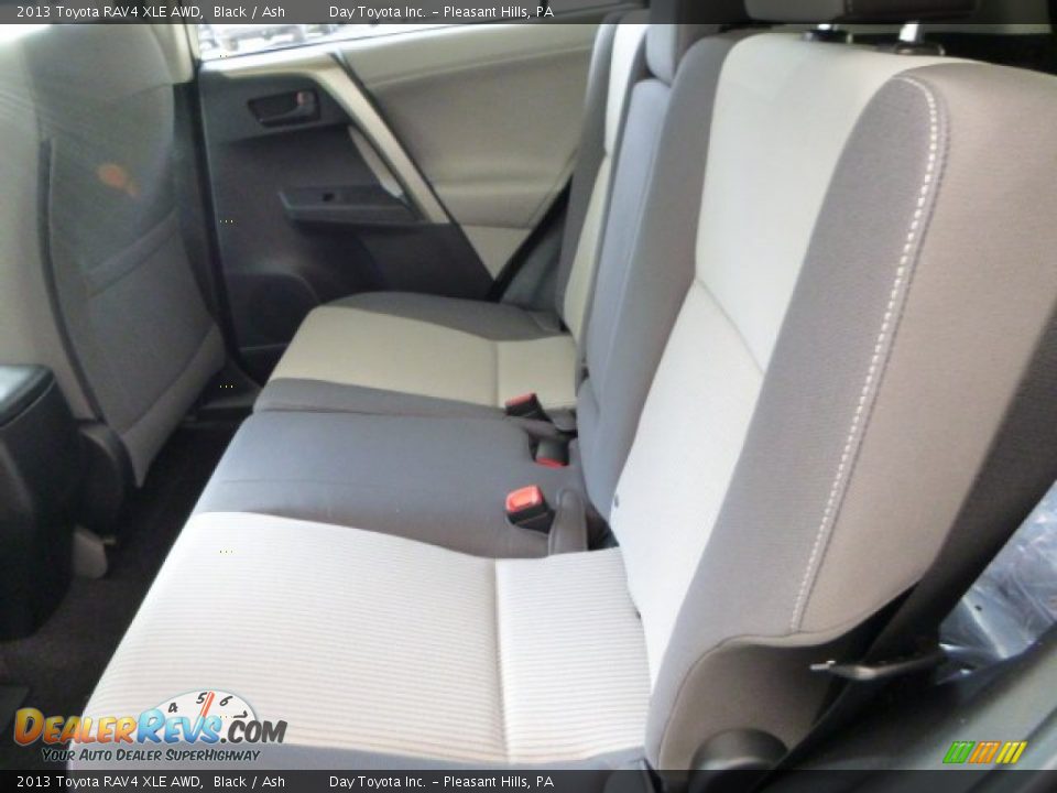2013 Toyota RAV4 XLE AWD Black / Ash Photo #14