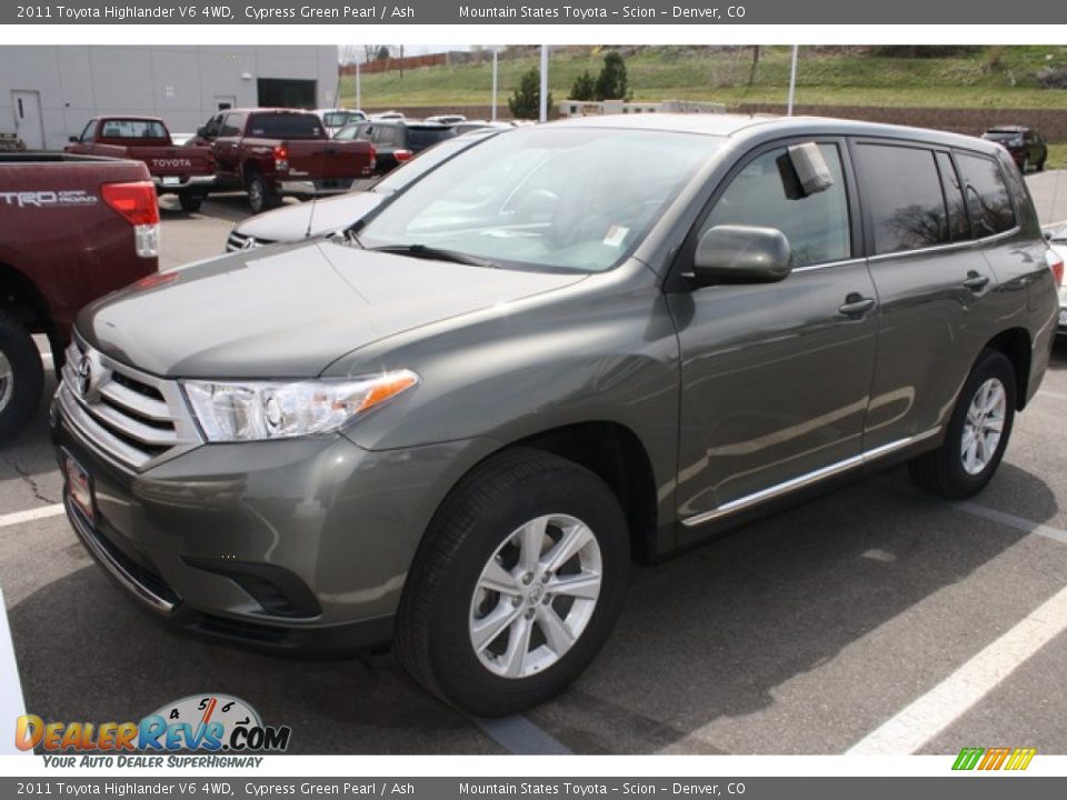 2011 Toyota Highlander V6 4WD Cypress Green Pearl / Ash Photo #4