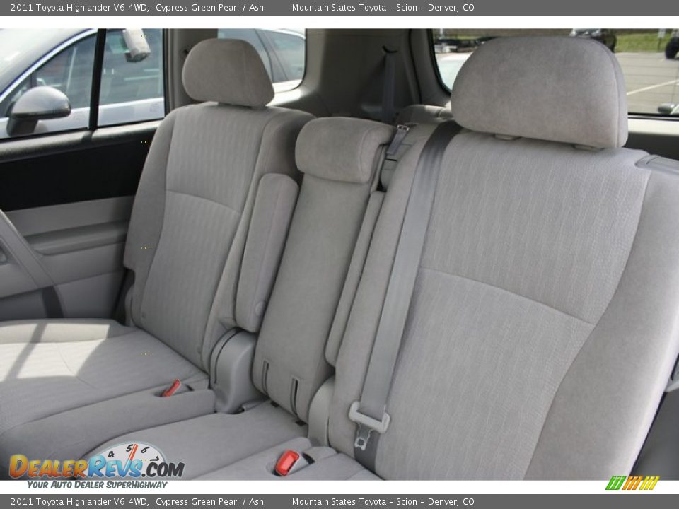 2011 Toyota Highlander V6 4WD Cypress Green Pearl / Ash Photo #6