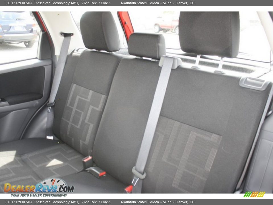 2011 Suzuki SX4 Crossover Technology AWD Vivid Red / Black Photo #6