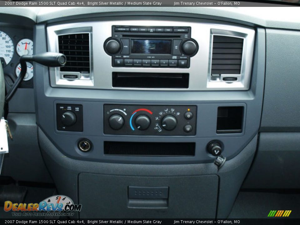 2007 Dodge Ram 1500 SLT Quad Cab 4x4 Bright Silver Metallic / Medium Slate Gray Photo #12