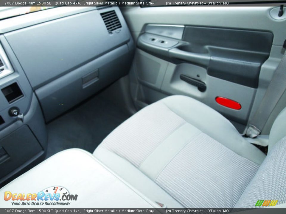 2007 Dodge Ram 1500 SLT Quad Cab 4x4 Bright Silver Metallic / Medium Slate Gray Photo #13