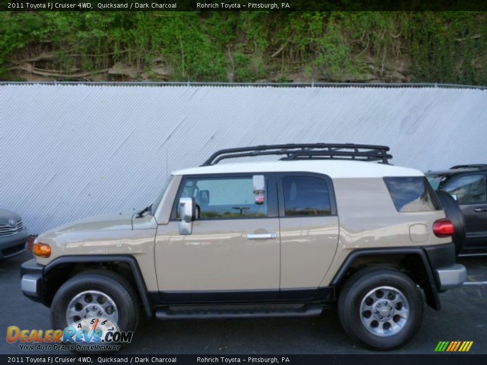 Quicksand 2011 Toyota FJ Cruiser 4WD Photo #2