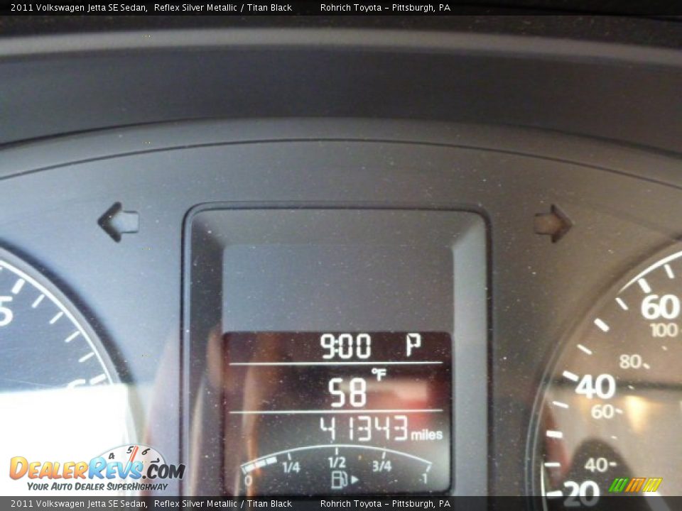 2011 Volkswagen Jetta SE Sedan Reflex Silver Metallic / Titan Black Photo #9