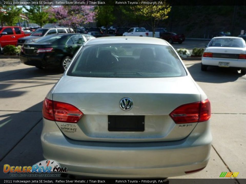 2011 Volkswagen Jetta SE Sedan Reflex Silver Metallic / Titan Black Photo #13