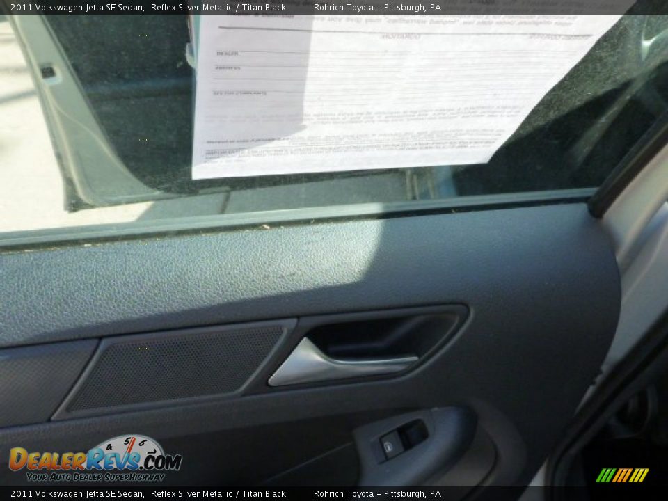 2011 Volkswagen Jetta SE Sedan Reflex Silver Metallic / Titan Black Photo #16