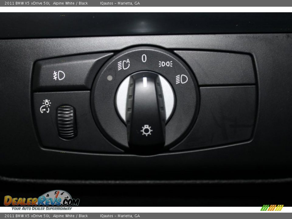 2011 BMW X5 xDrive 50i Alpine White / Black Photo #17