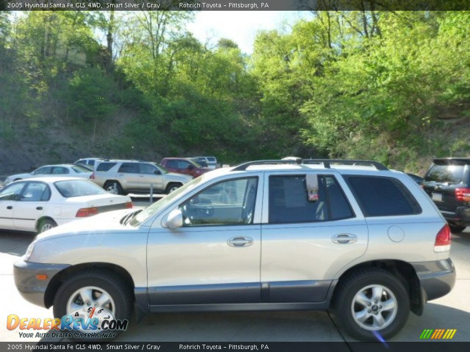 2005 Hyundai Santa Fe GLS 4WD Smart Silver / Gray Photo #2