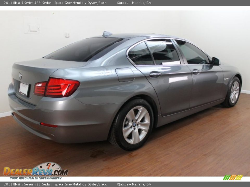 2011 BMW 5 Series 528i Sedan Space Gray Metallic / Oyster/Black Photo #3