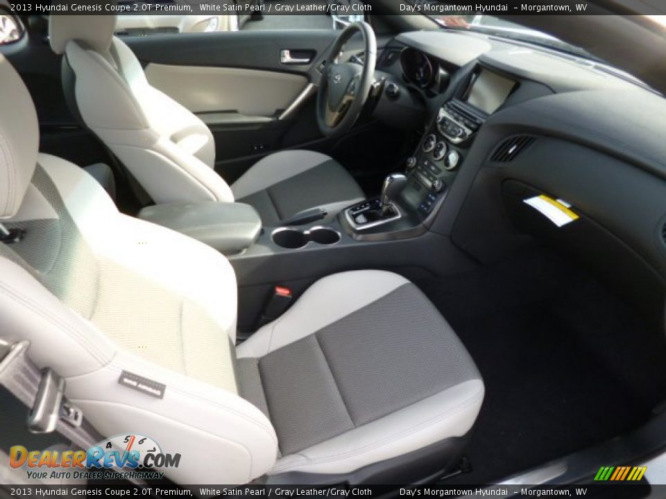 2013 Hyundai Genesis Coupe 2.0T Premium White Satin Pearl / Gray Leather/Gray Cloth Photo #10