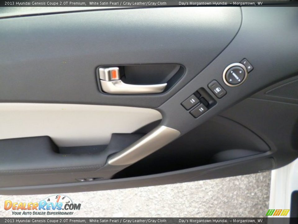 2013 Hyundai Genesis Coupe 2.0T Premium White Satin Pearl / Gray Leather/Gray Cloth Photo #17