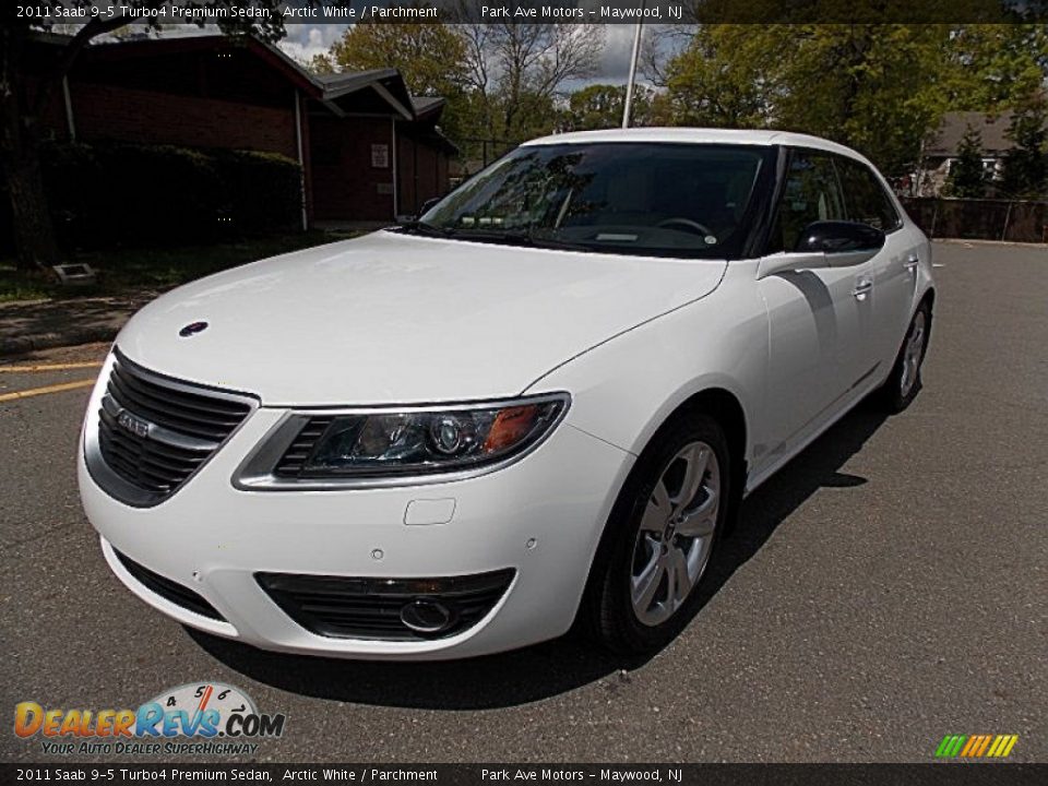 2011 Saab 9-5 Turbo4 Premium Sedan Arctic White / Parchment Photo #1