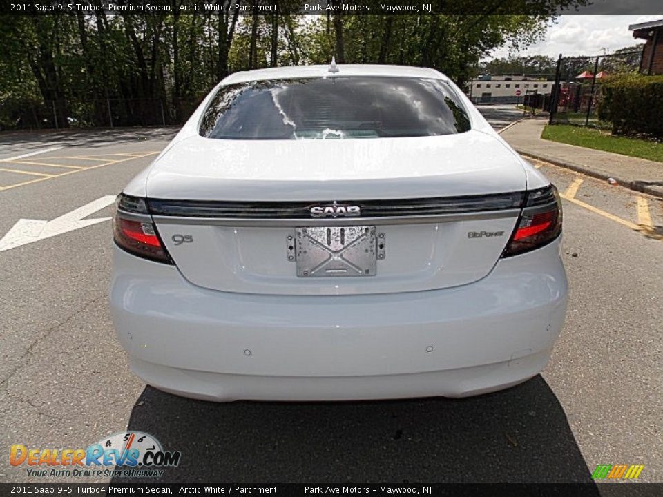 2011 Saab 9-5 Turbo4 Premium Sedan Arctic White / Parchment Photo #4