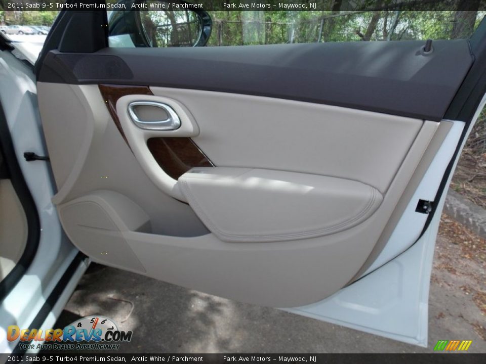 2011 Saab 9-5 Turbo4 Premium Sedan Arctic White / Parchment Photo #17