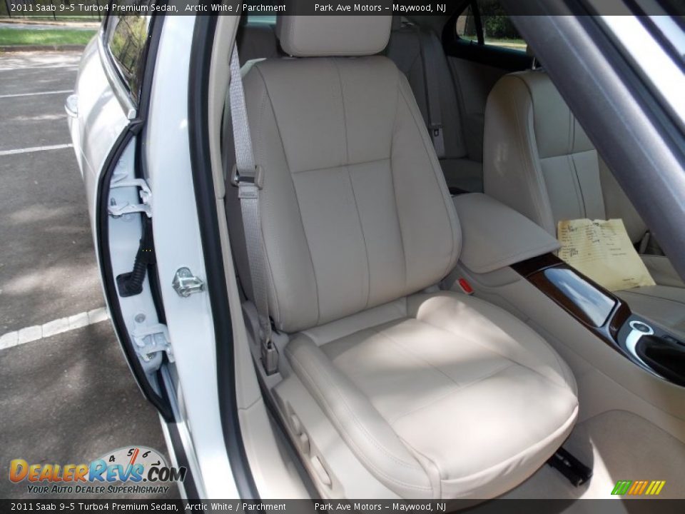 2011 Saab 9-5 Turbo4 Premium Sedan Arctic White / Parchment Photo #18