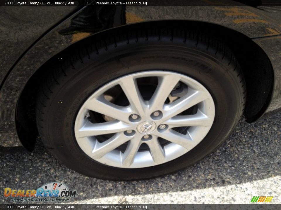 2011 Toyota Camry XLE V6 Black / Ash Photo #7