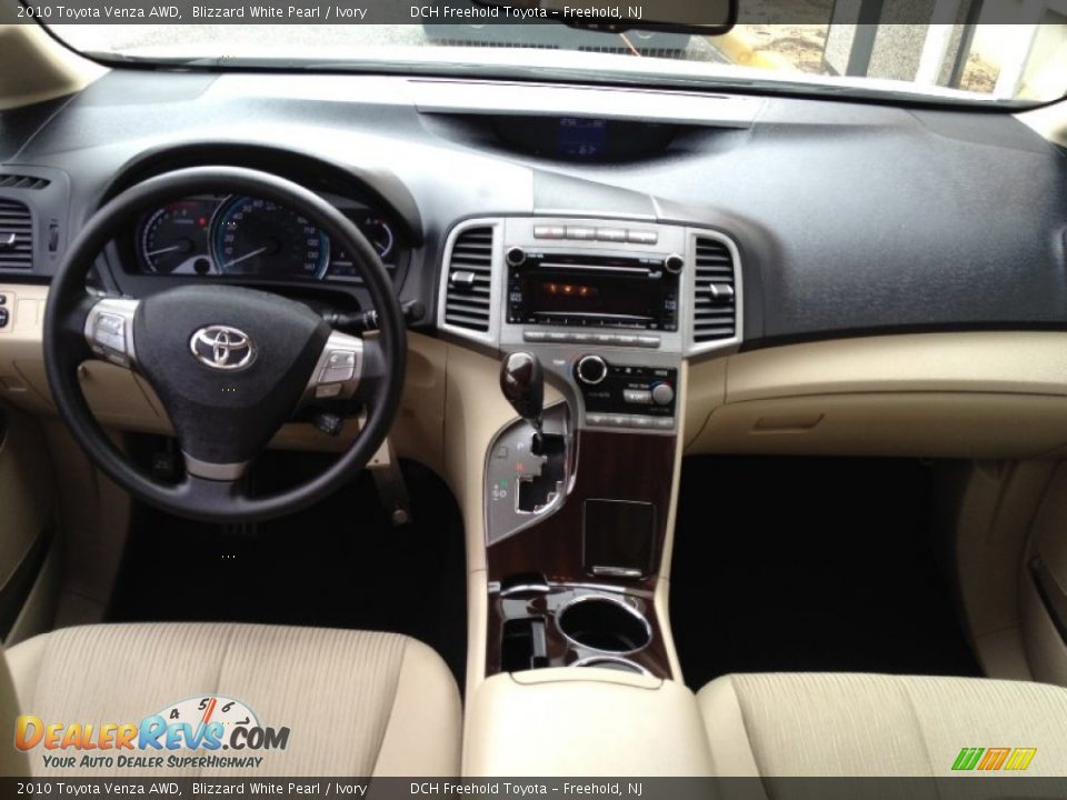 2010 Toyota Venza AWD Blizzard White Pearl / Ivory Photo #11