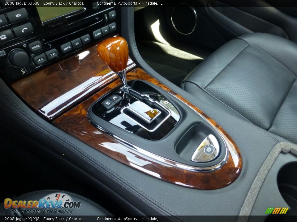 2008 Jaguar XJ XJ8 Ebony Black / Charcoal Photo #25