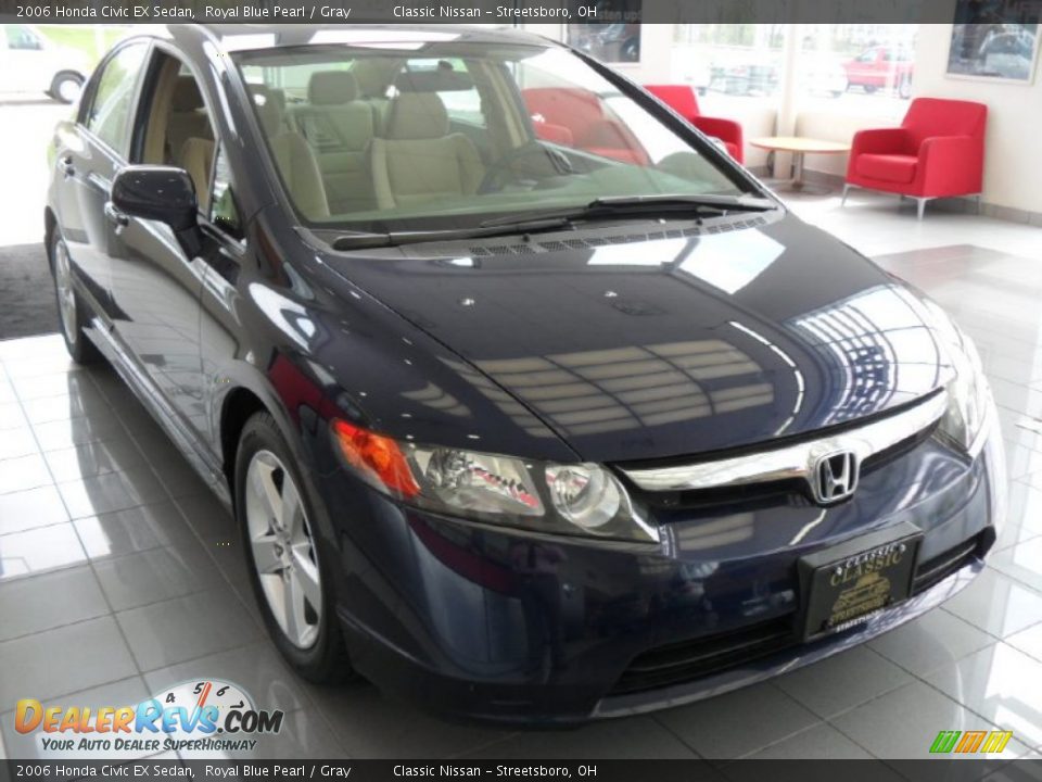 2006 Honda Civic EX Sedan Royal Blue Pearl / Gray Photo #4