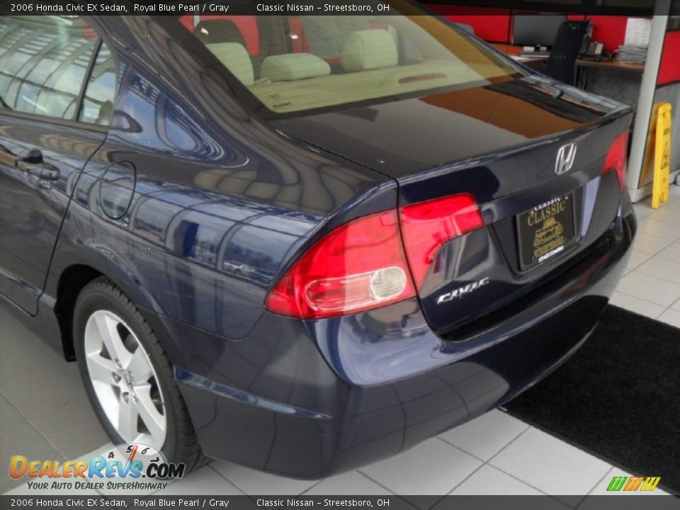 2006 Honda Civic EX Sedan Royal Blue Pearl / Gray Photo #9