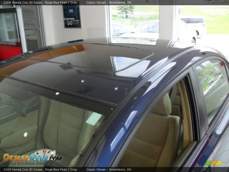 2006 Honda Civic EX Sedan Royal Blue Pearl / Gray Photo #13