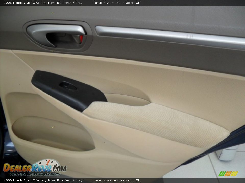 2006 Honda Civic EX Sedan Royal Blue Pearl / Gray Photo #18