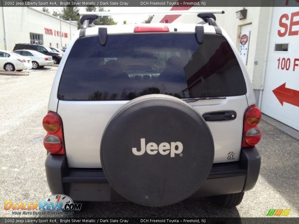 2002 Jeep Liberty Sport 4x4 Bright Silver Metallic / Dark Slate Gray Photo #5