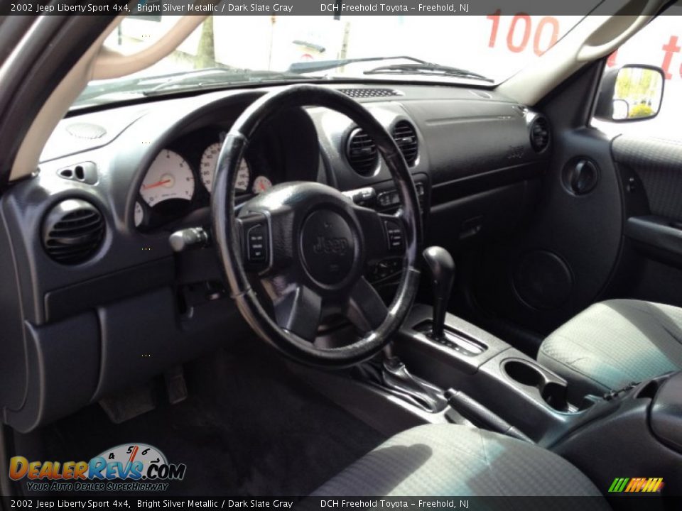 2002 Jeep Liberty Sport 4x4 Bright Silver Metallic / Dark Slate Gray Photo #13