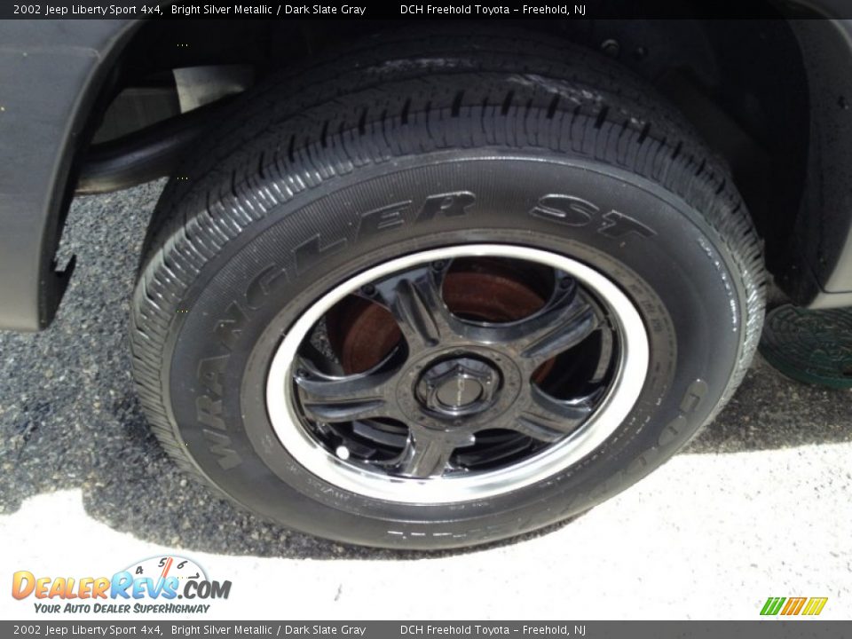 2002 Jeep Liberty Sport 4x4 Bright Silver Metallic / Dark Slate Gray Photo #21
