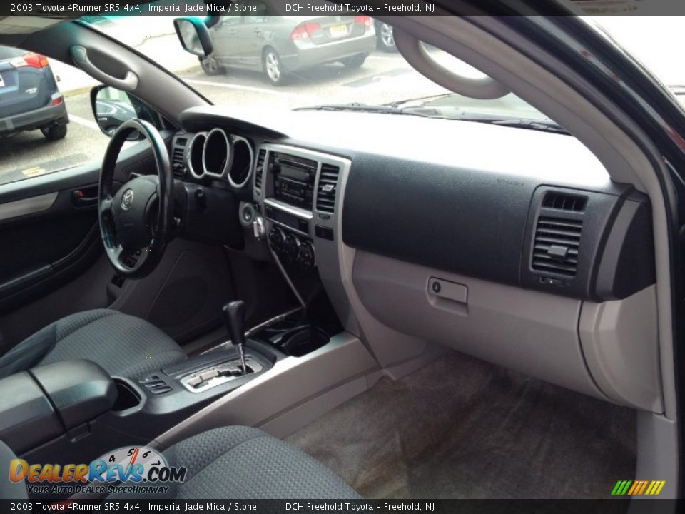 2003 Toyota 4Runner SR5 4x4 Imperial Jade Mica / Stone Photo #25