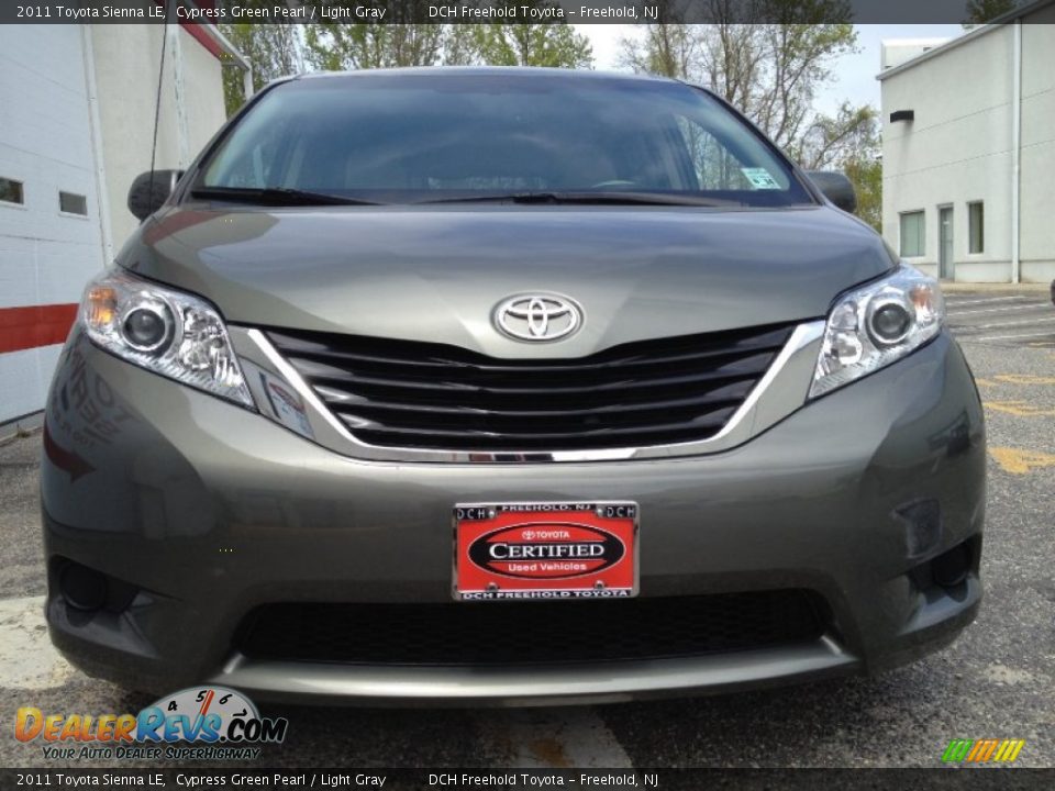 2011 Toyota Sienna LE Cypress Green Pearl / Light Gray Photo #2